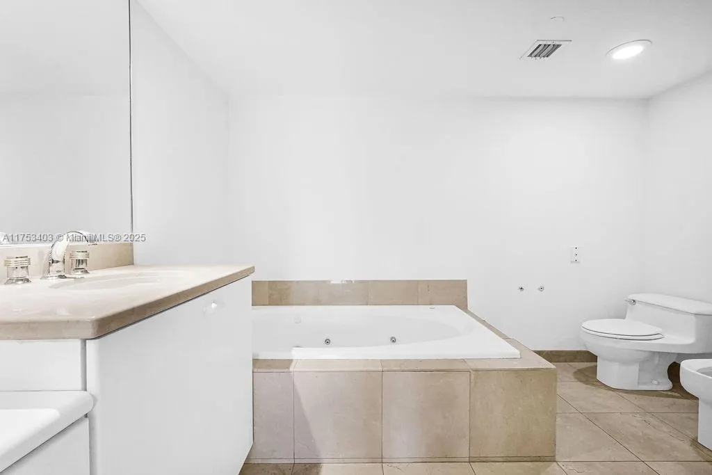 8925 Collins Ave, #2E