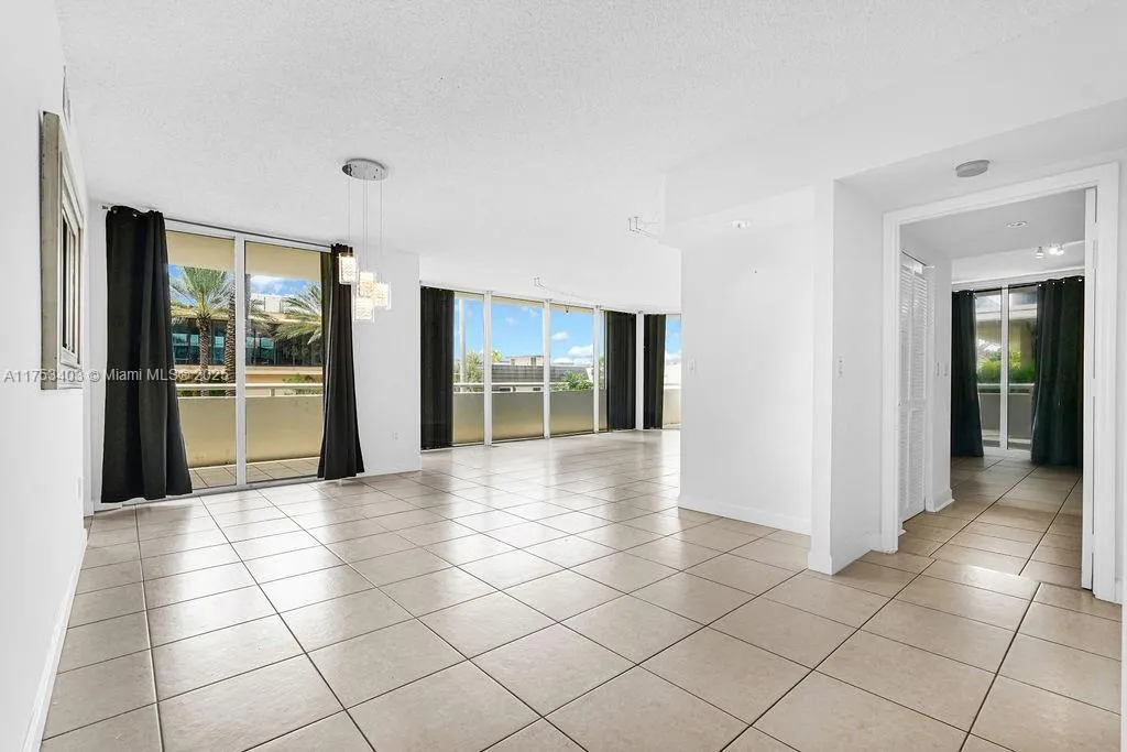 8925 Collins Ave, #2E