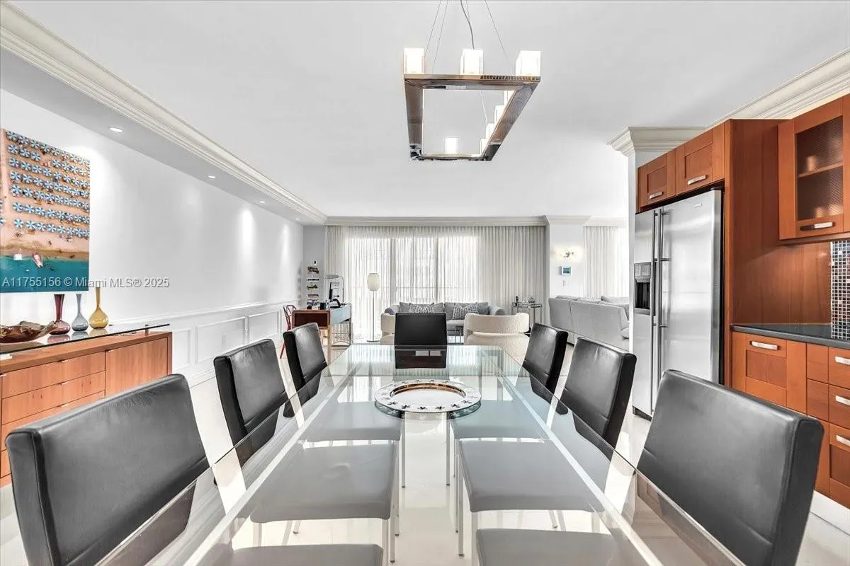 9801 Collins Ave, #4Y