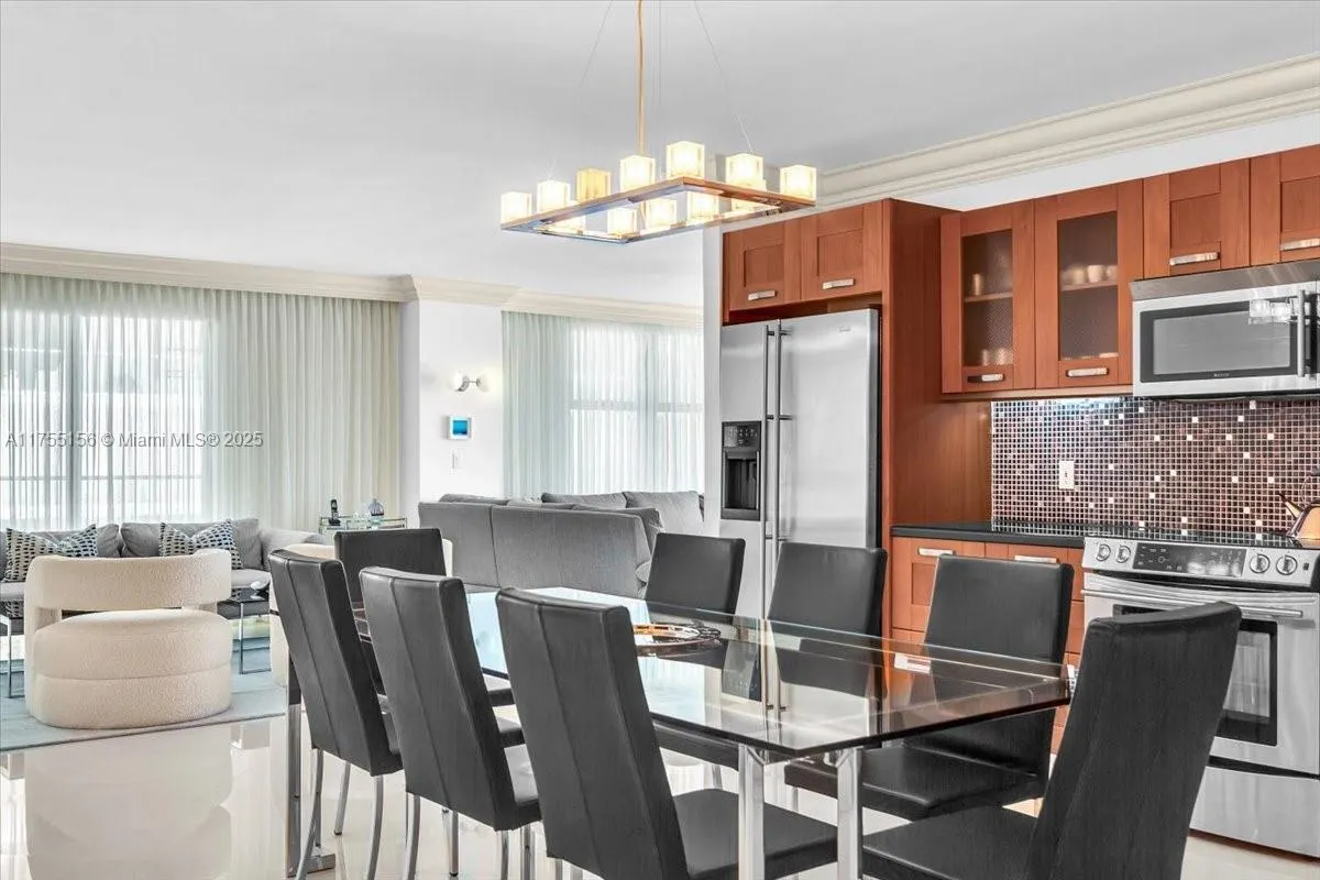 9801 Collins Ave, #4Y