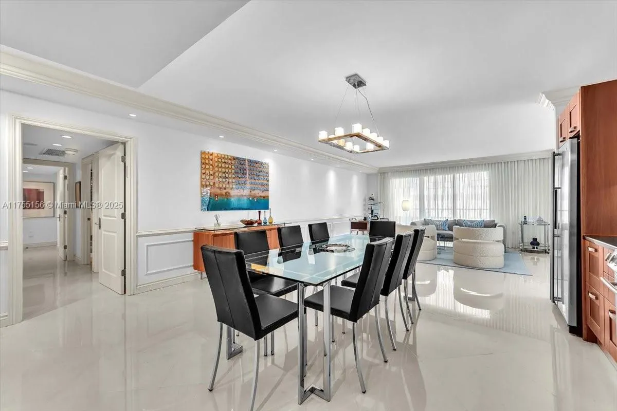 9801 Collins Ave, #4Y