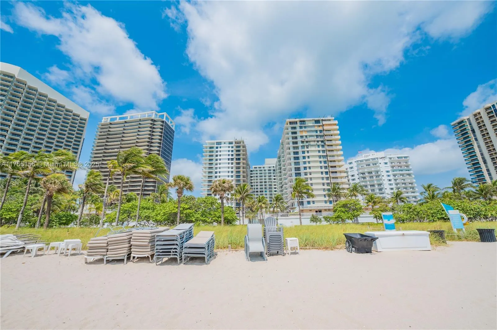 9801 Collins Ave, #4Y