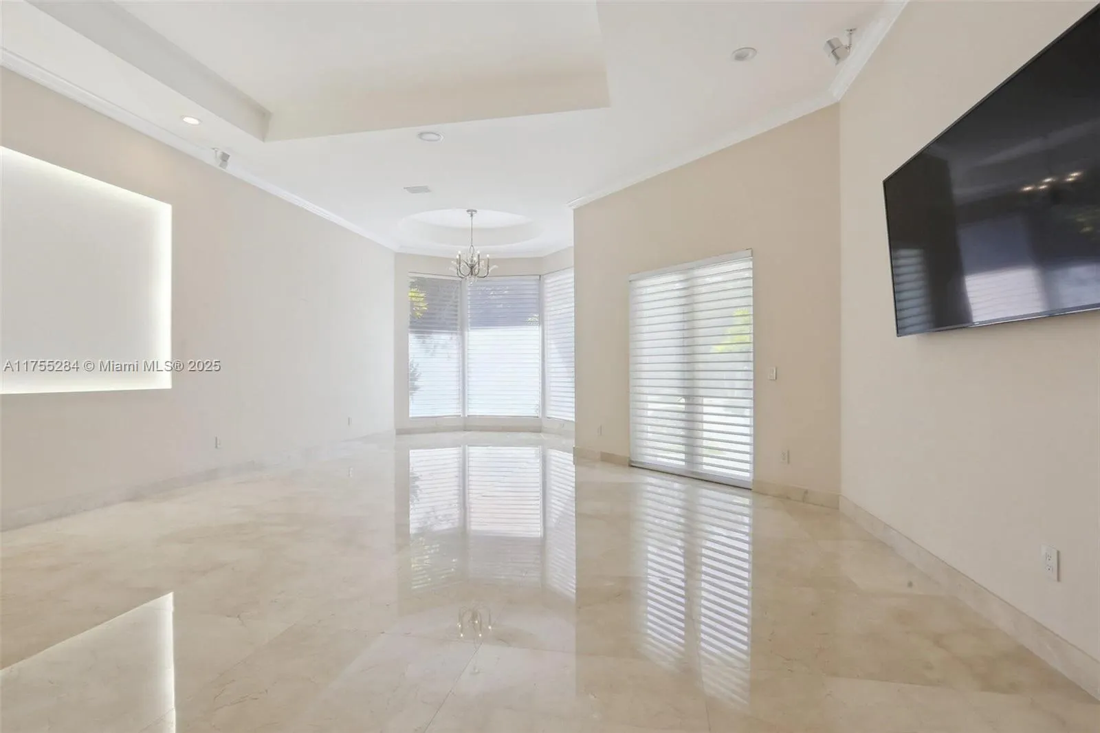 7480 SW 100th St