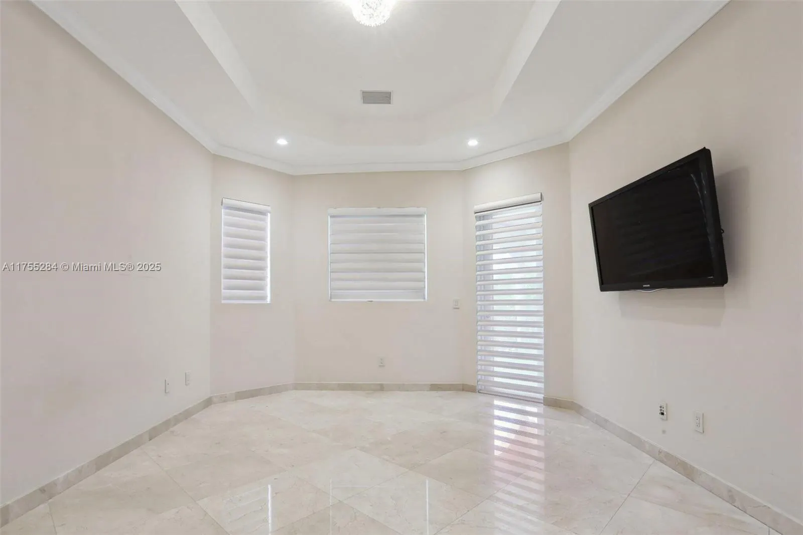 7480 SW 100th St