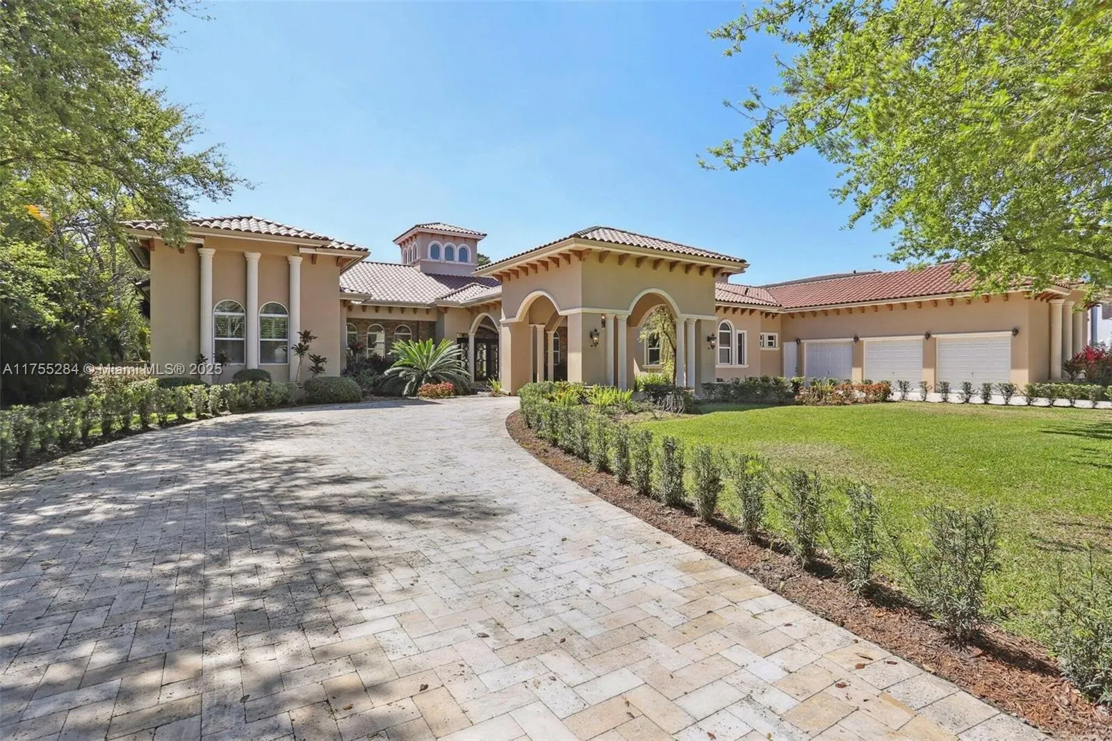 7480 SW 100th St