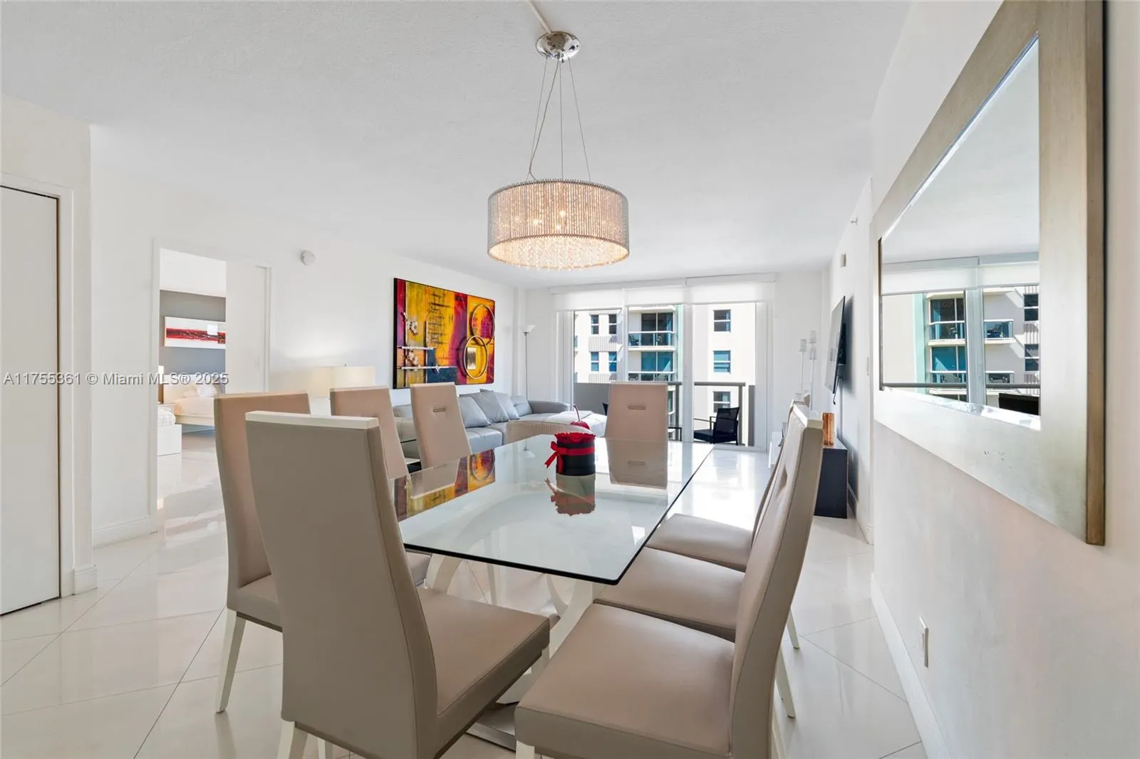 9195 Collins Ave, #1103