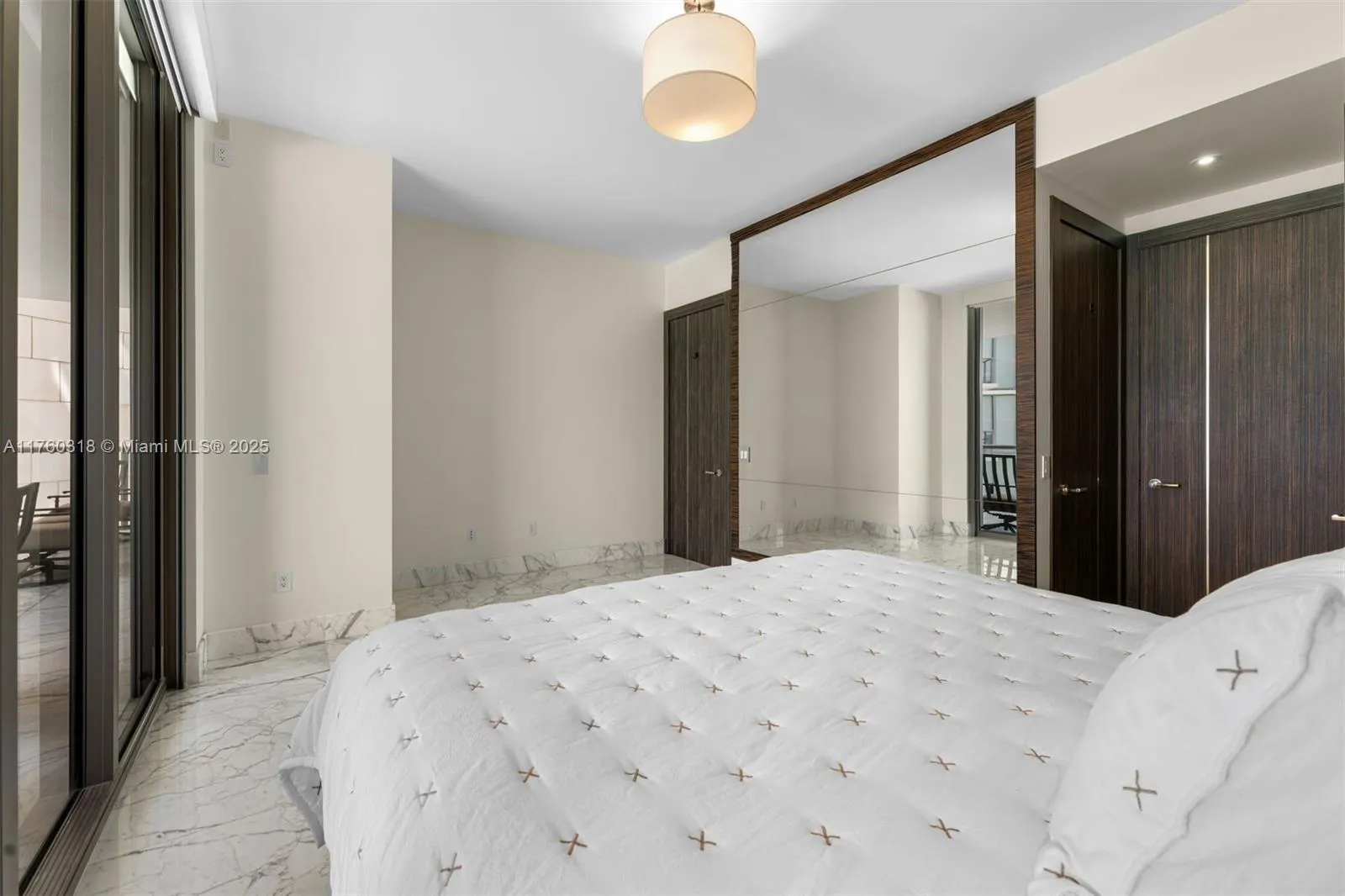 9705 Collins Ave, #2204N & 2205N