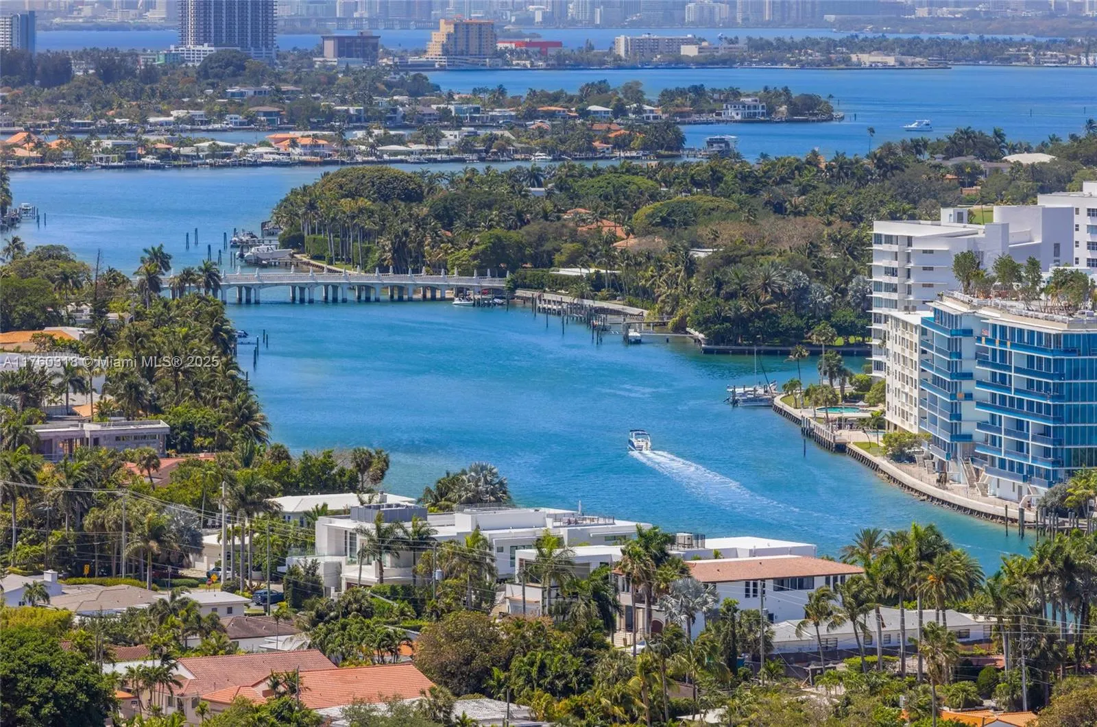 9705 Collins Ave, #2204N & 2205N