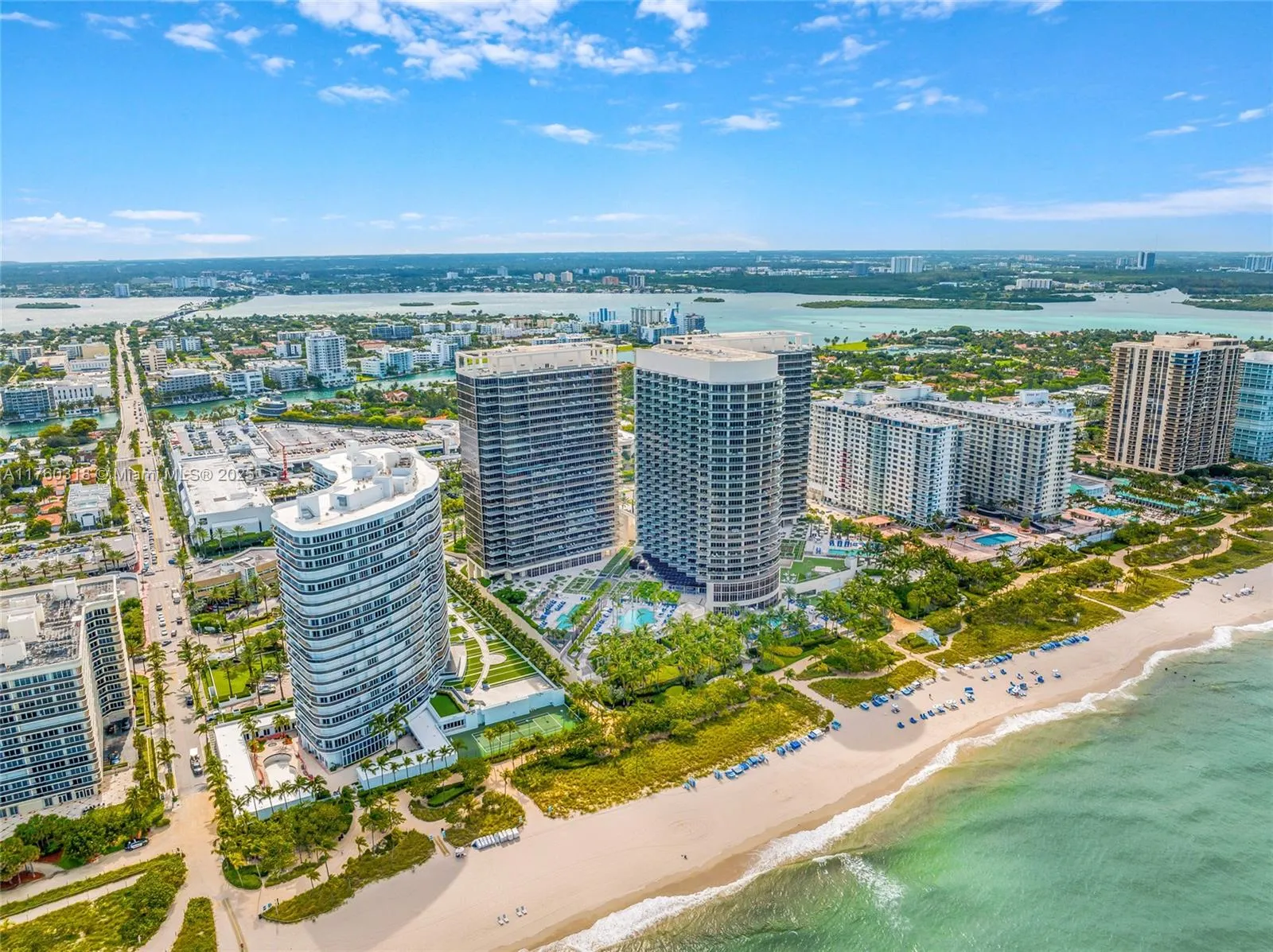 9705 Collins Ave, #2204N & 2205N