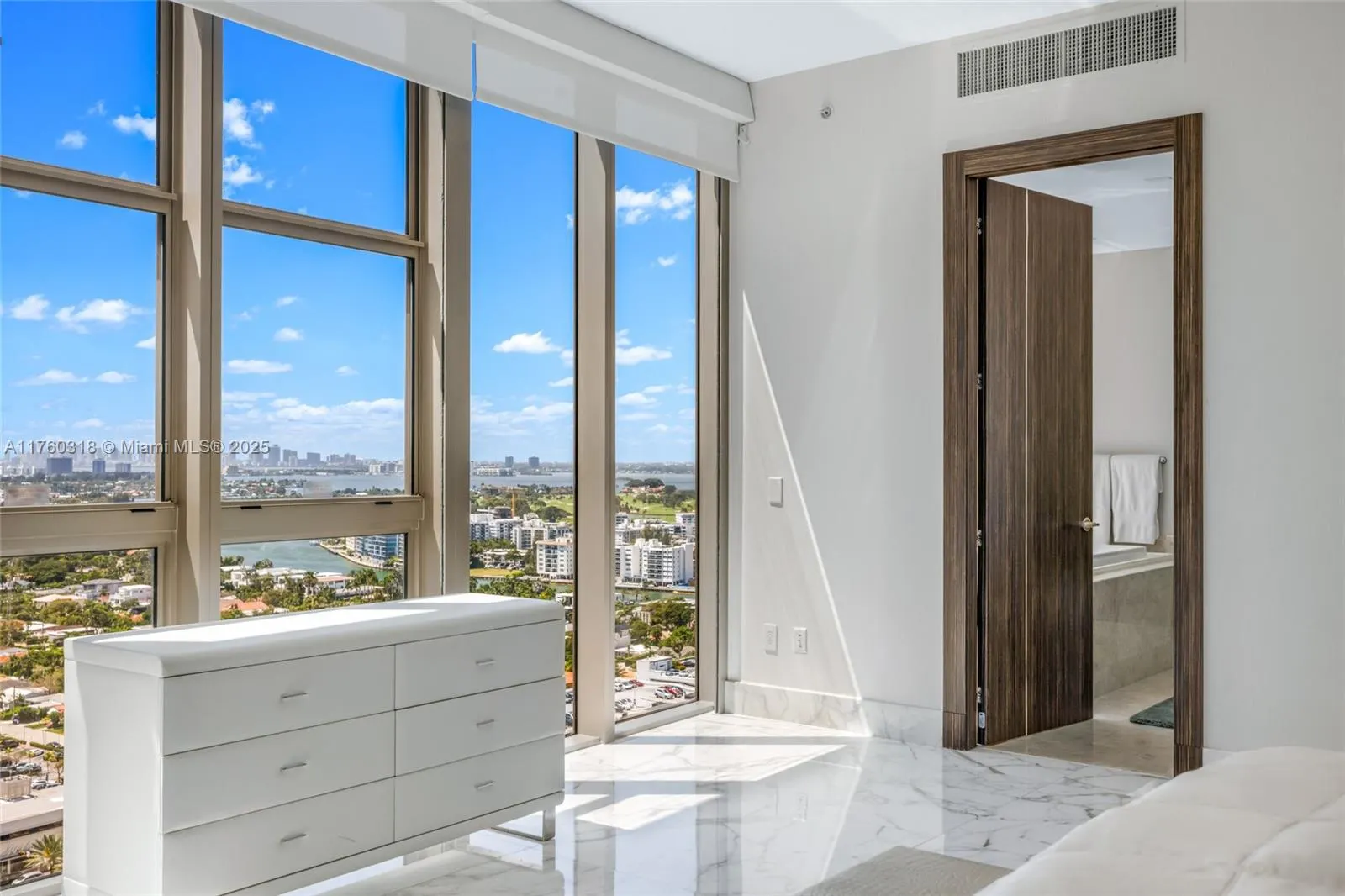 9705 Collins Ave, #2204N & 2205N