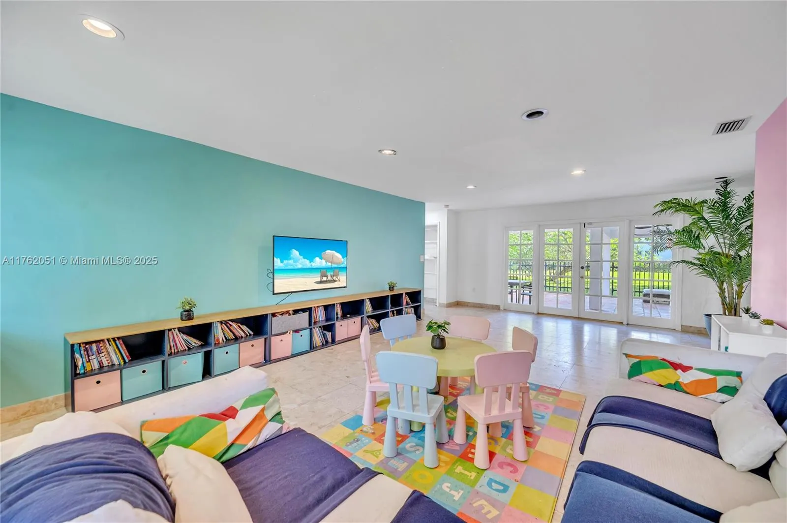 6624 Mimosa Ct