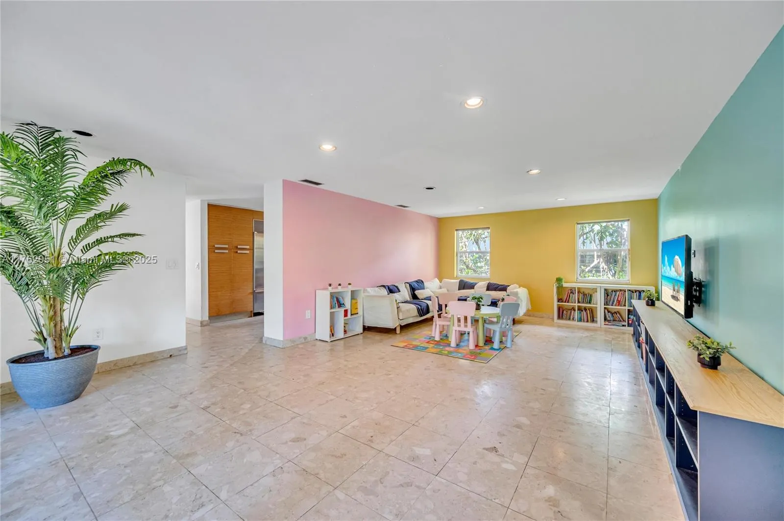 6624 Mimosa Ct