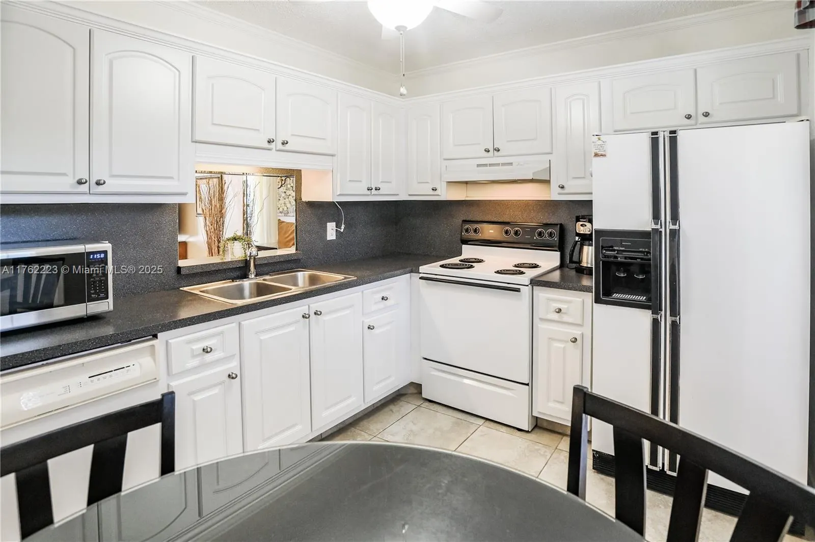 201 SE 11th Ter, #303