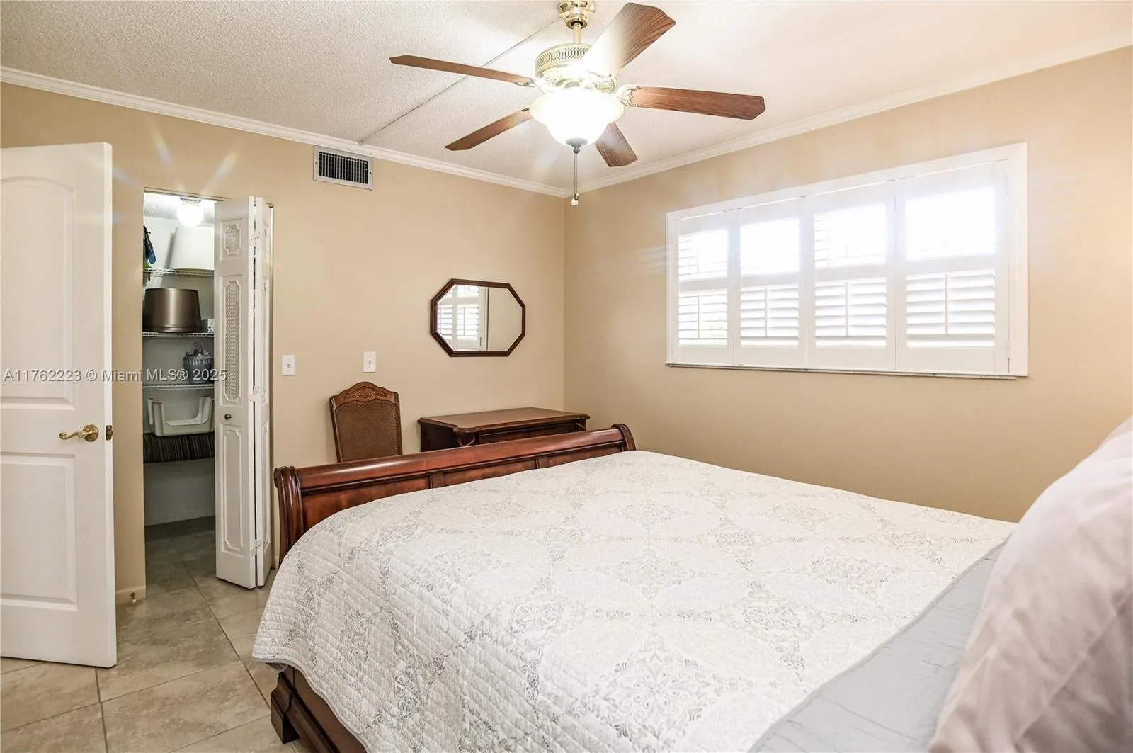 201 SE 11th Ter, #303