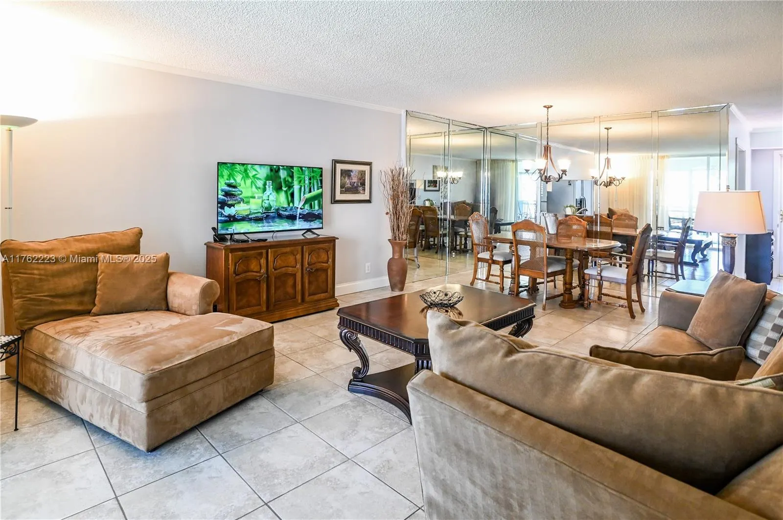 201 SE 11th Ter, #303