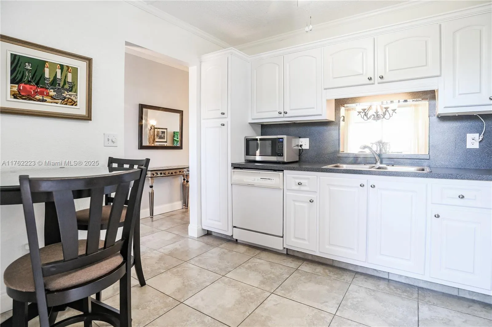 201 SE 11th Ter, #303