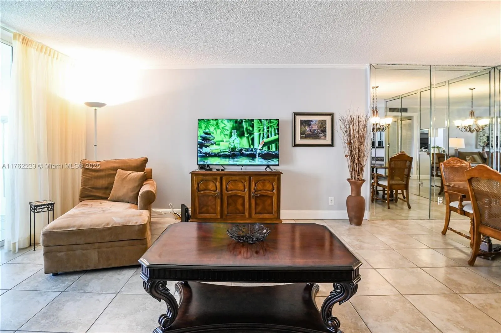 201 SE 11th Ter, #303