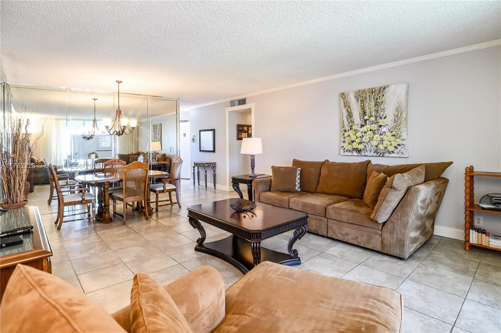 201 SE 11th Ter, #303
