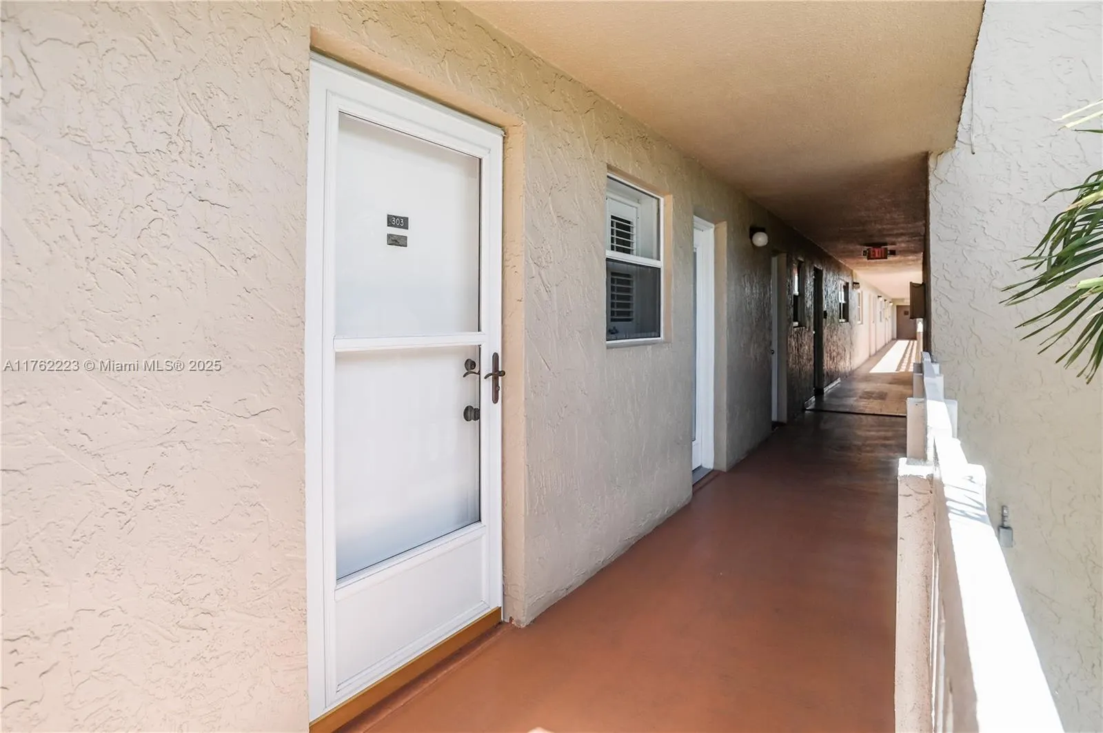 201 SE 11th Ter, #303