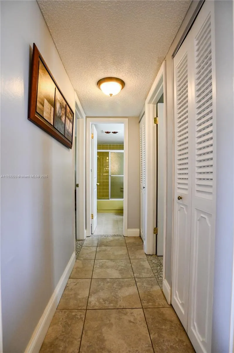 201 SE 11th Ter, #303