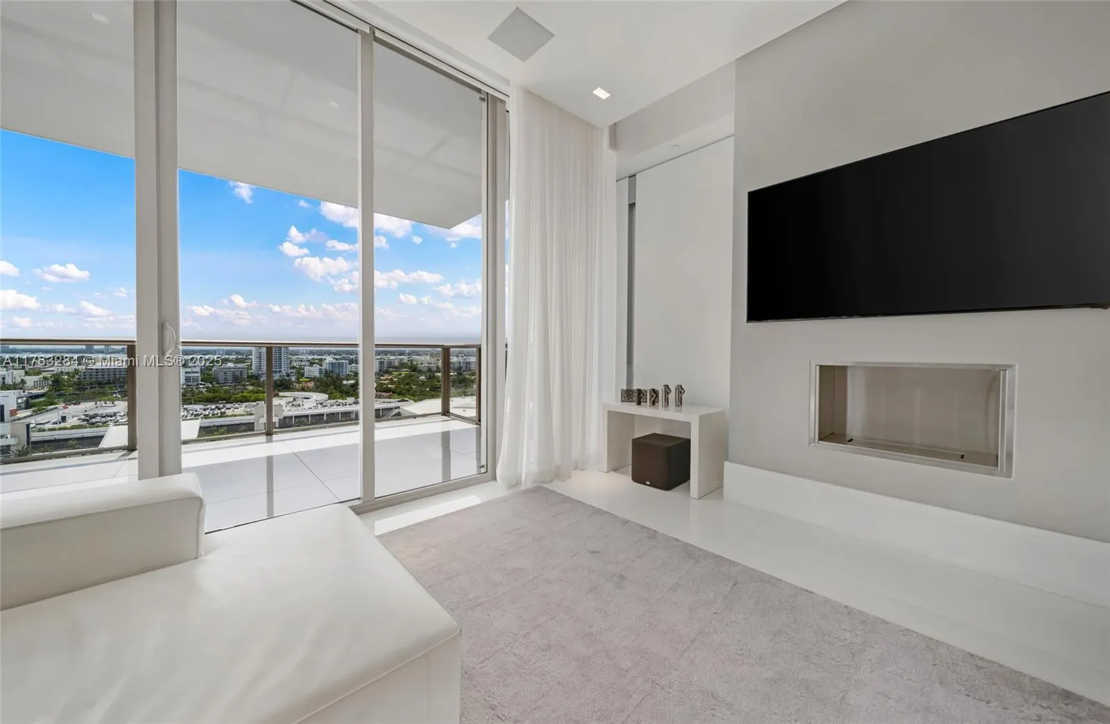 9701 Collins Ave, #1405S