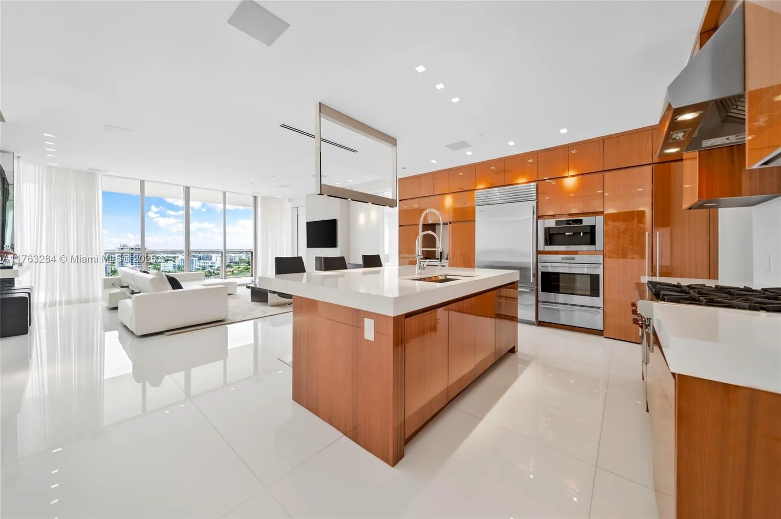 9701 Collins Ave, #1405S
