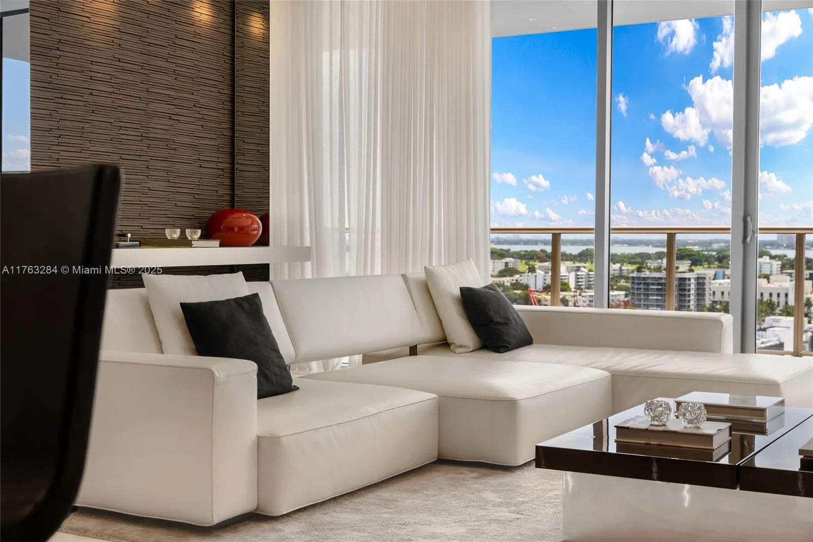 9701 Collins Ave, #1405S