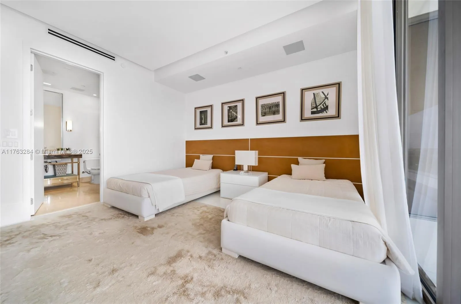 9701 Collins Ave, #1405S