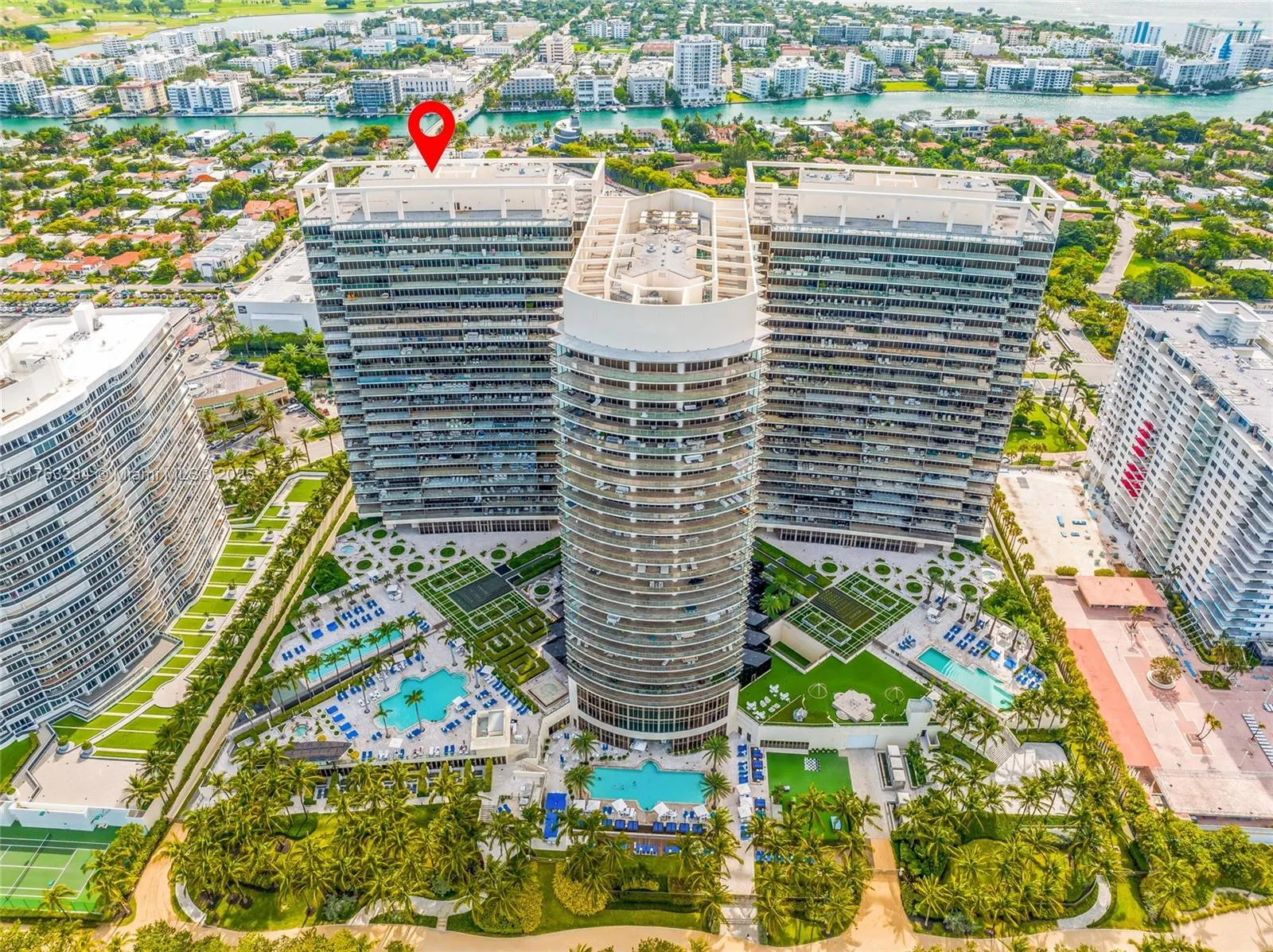 9701 Collins Ave, #1405S
