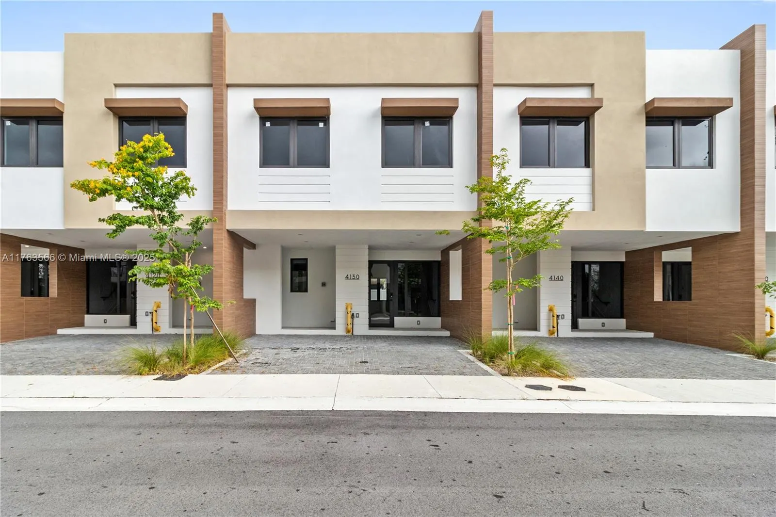 4130 N Oak Pl, #4130