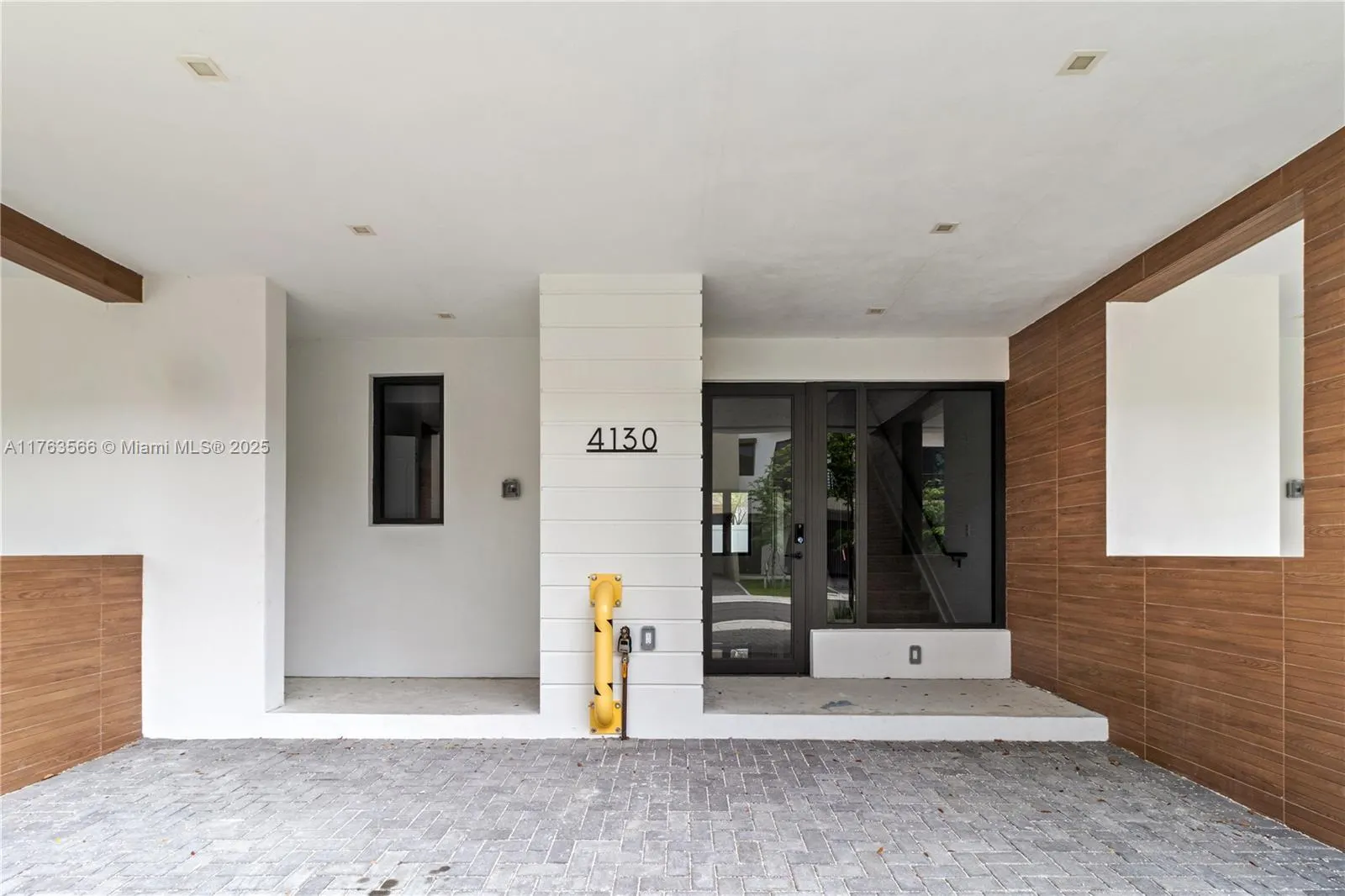 4130 N Oak Pl, #4130