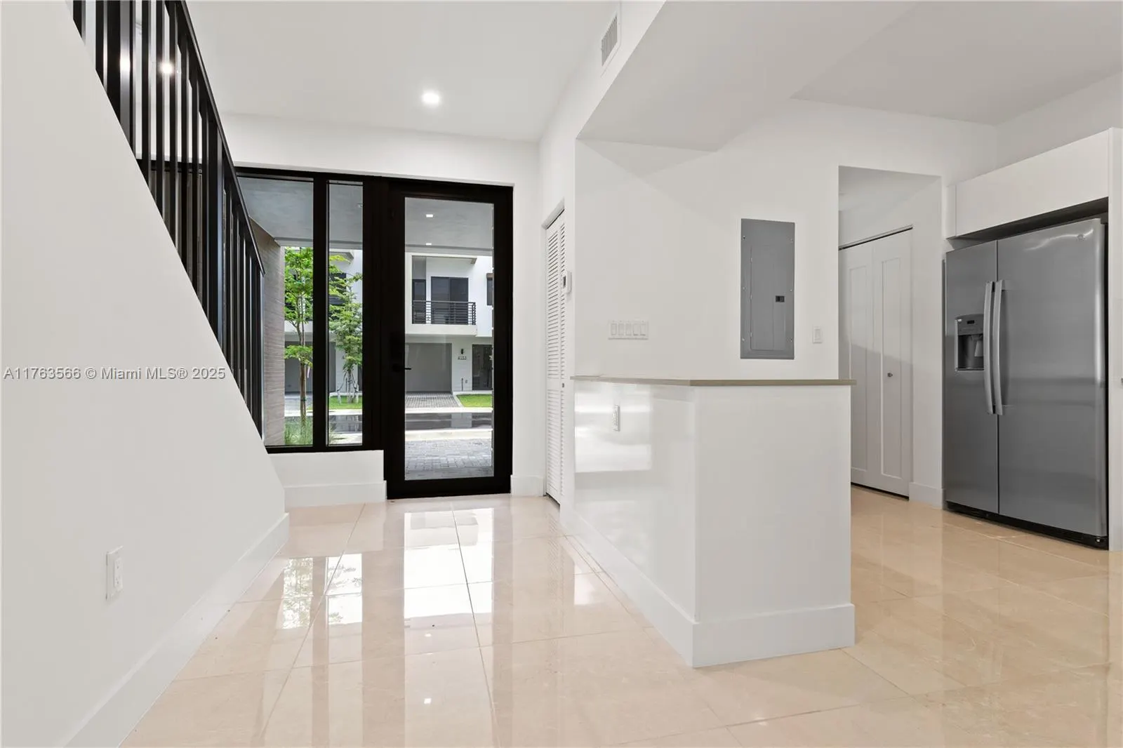 4130 N Oak Pl, #4130