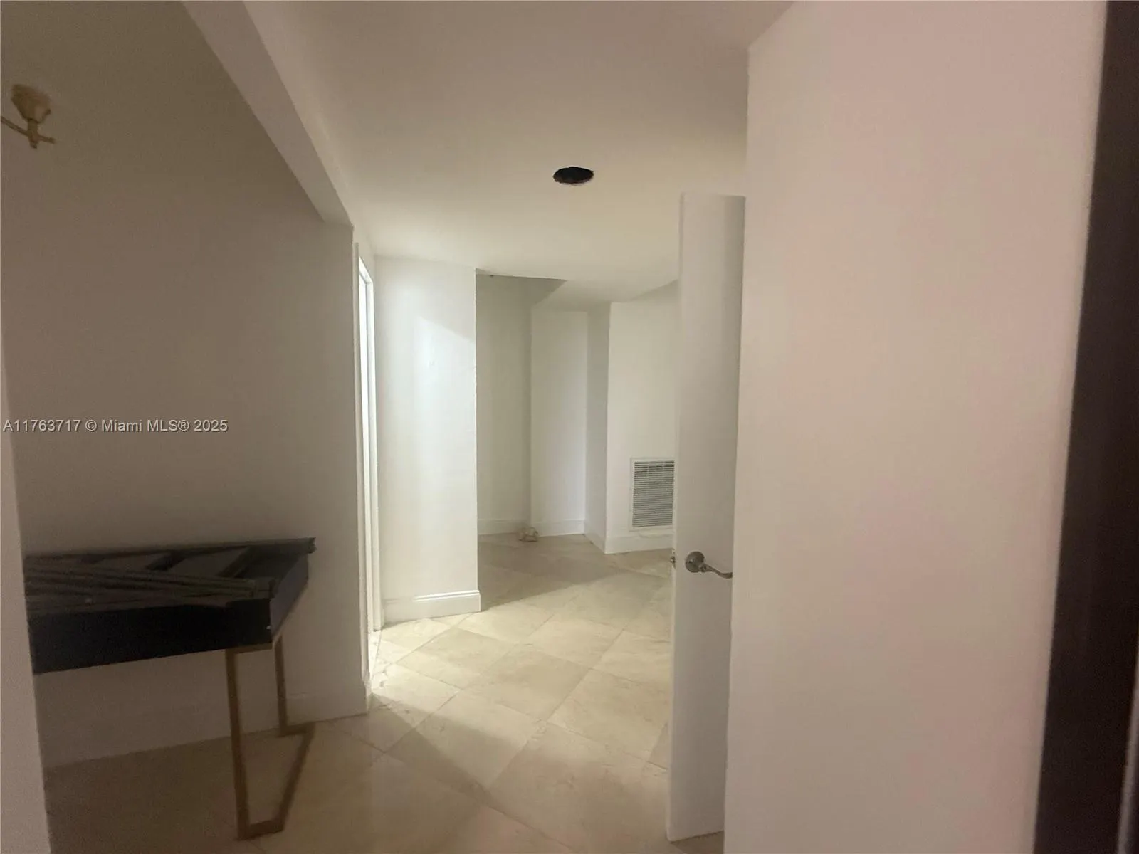 10185 Collins Ave, #308