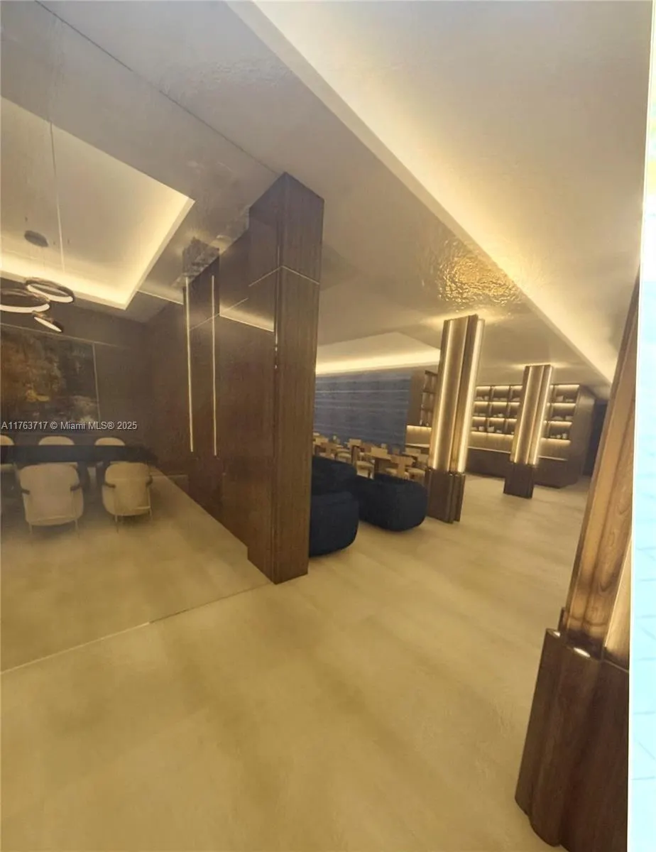 10185 Collins Ave, #308
