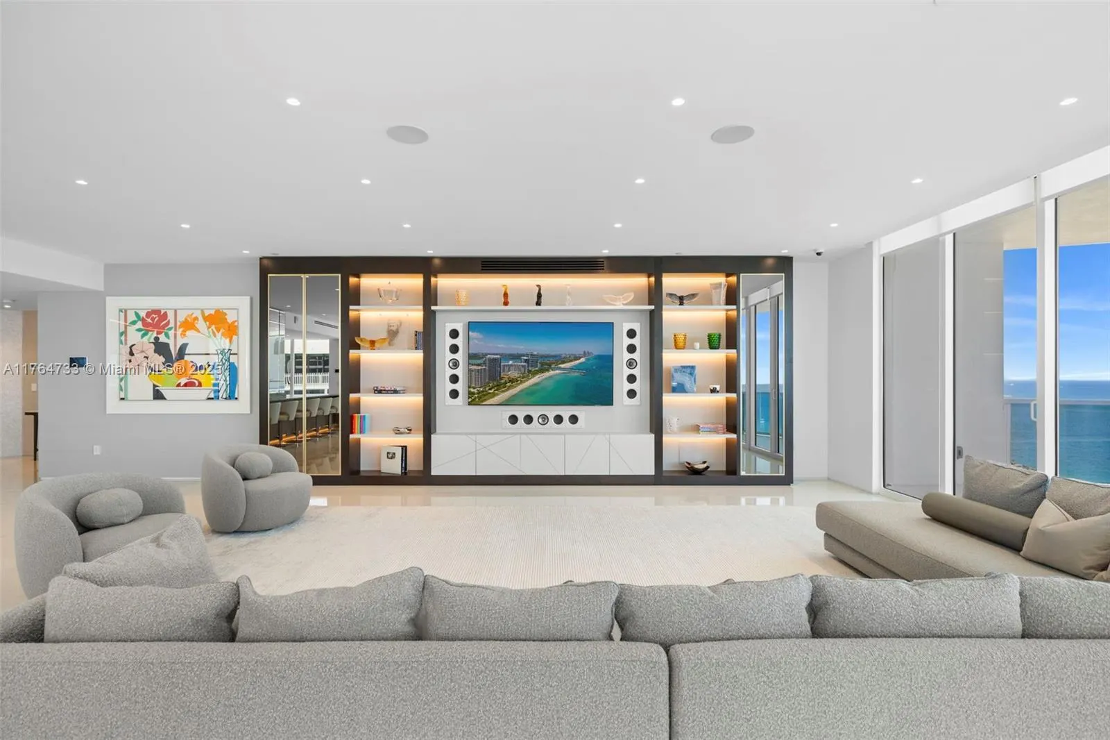 10225 Collins Ave, #1402