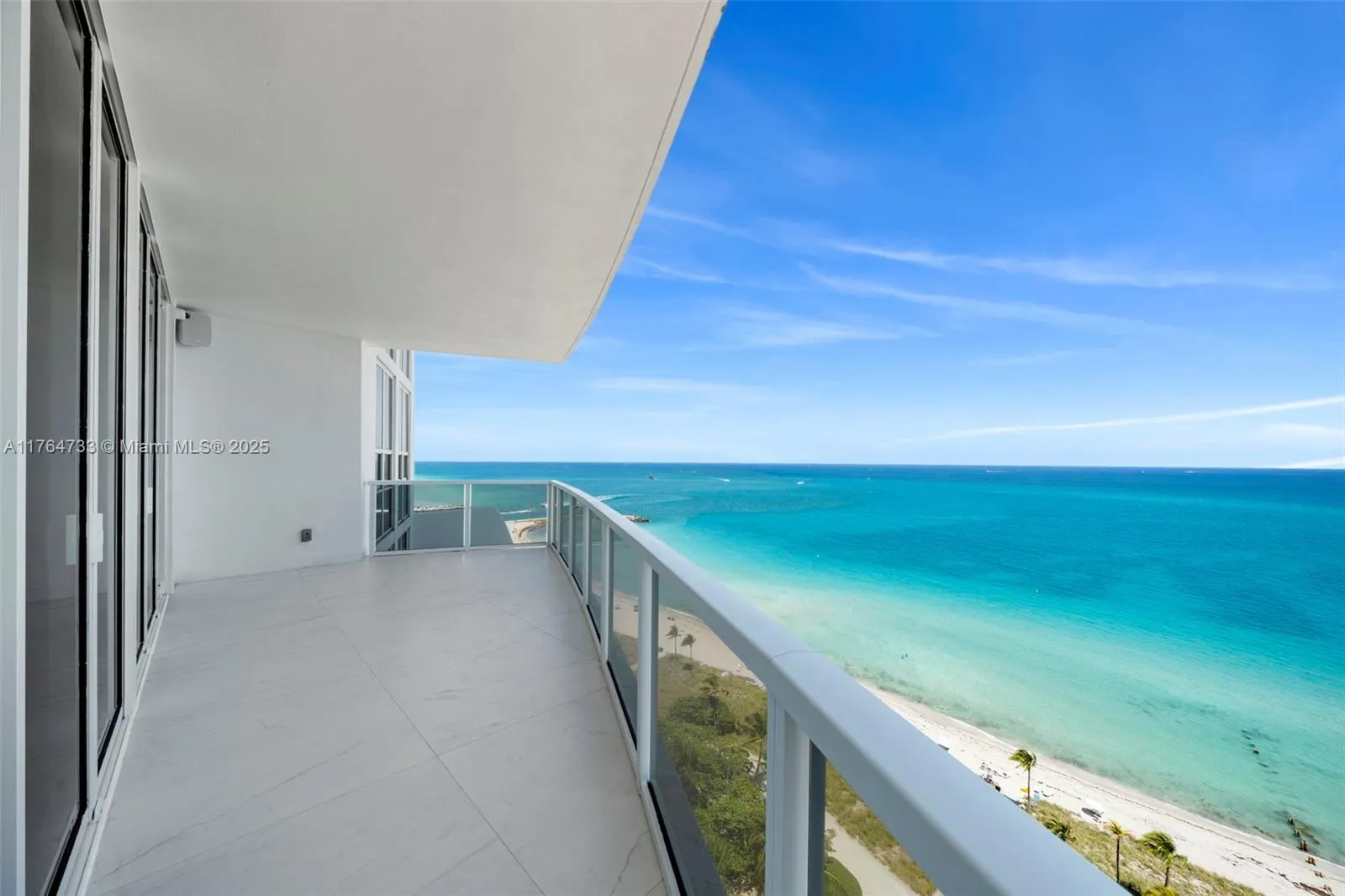 10225 Collins Ave, #1402