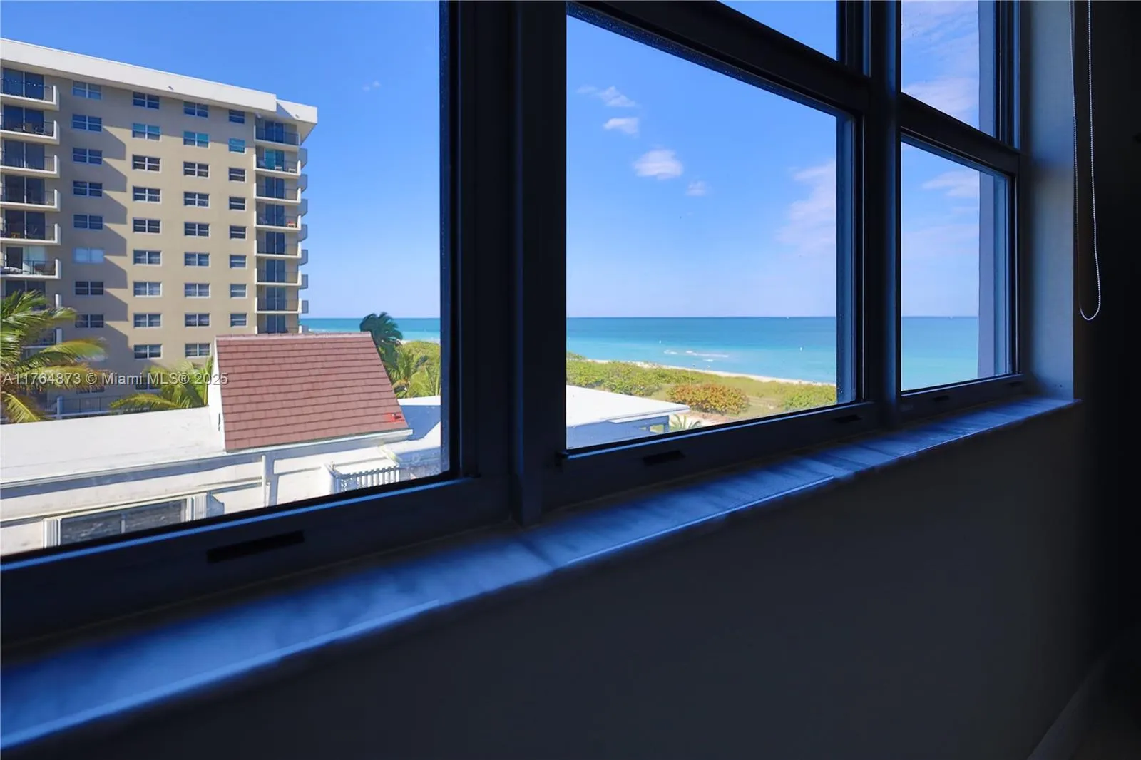 9225 Collins Ave, #503