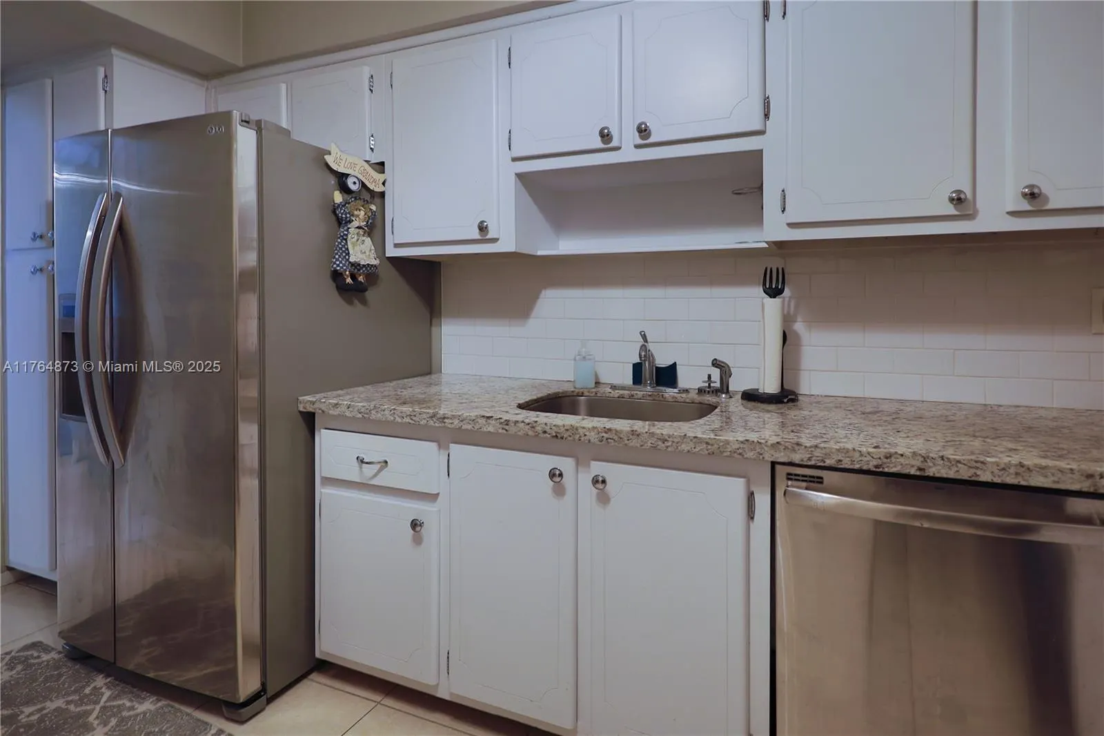 9225 Collins Ave, #503