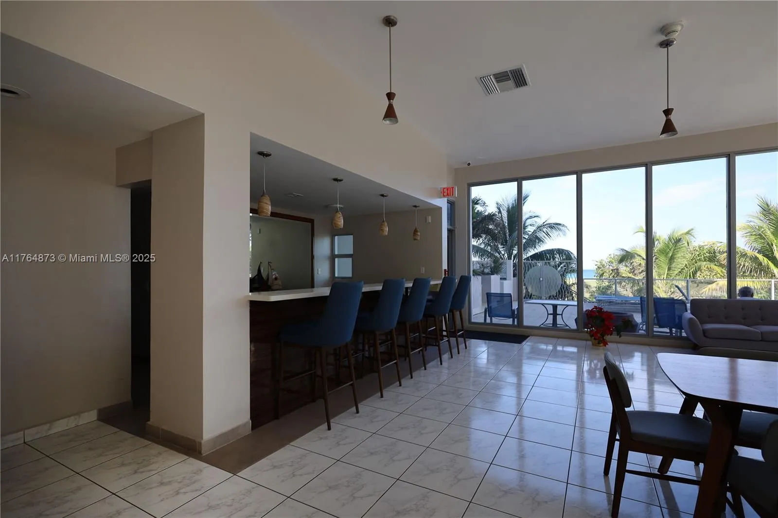 9225 Collins Ave, #503