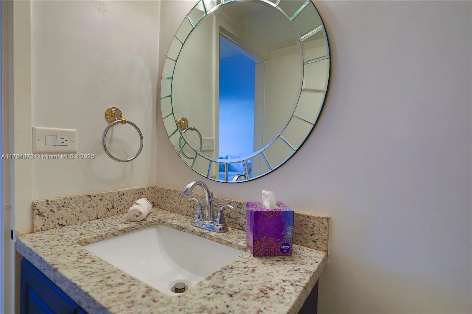 9225 Collins Ave, #503