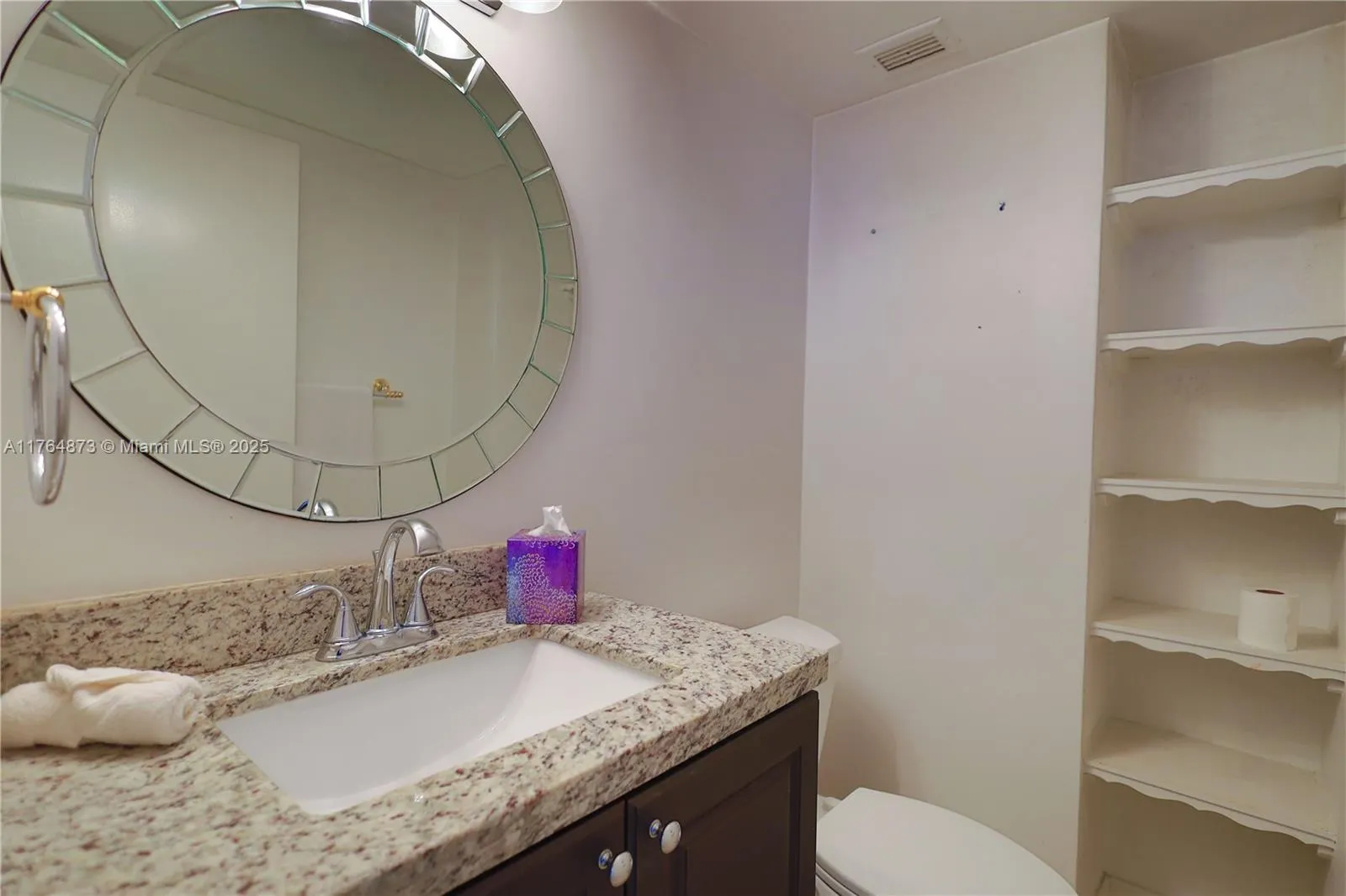 9225 Collins Ave, #503