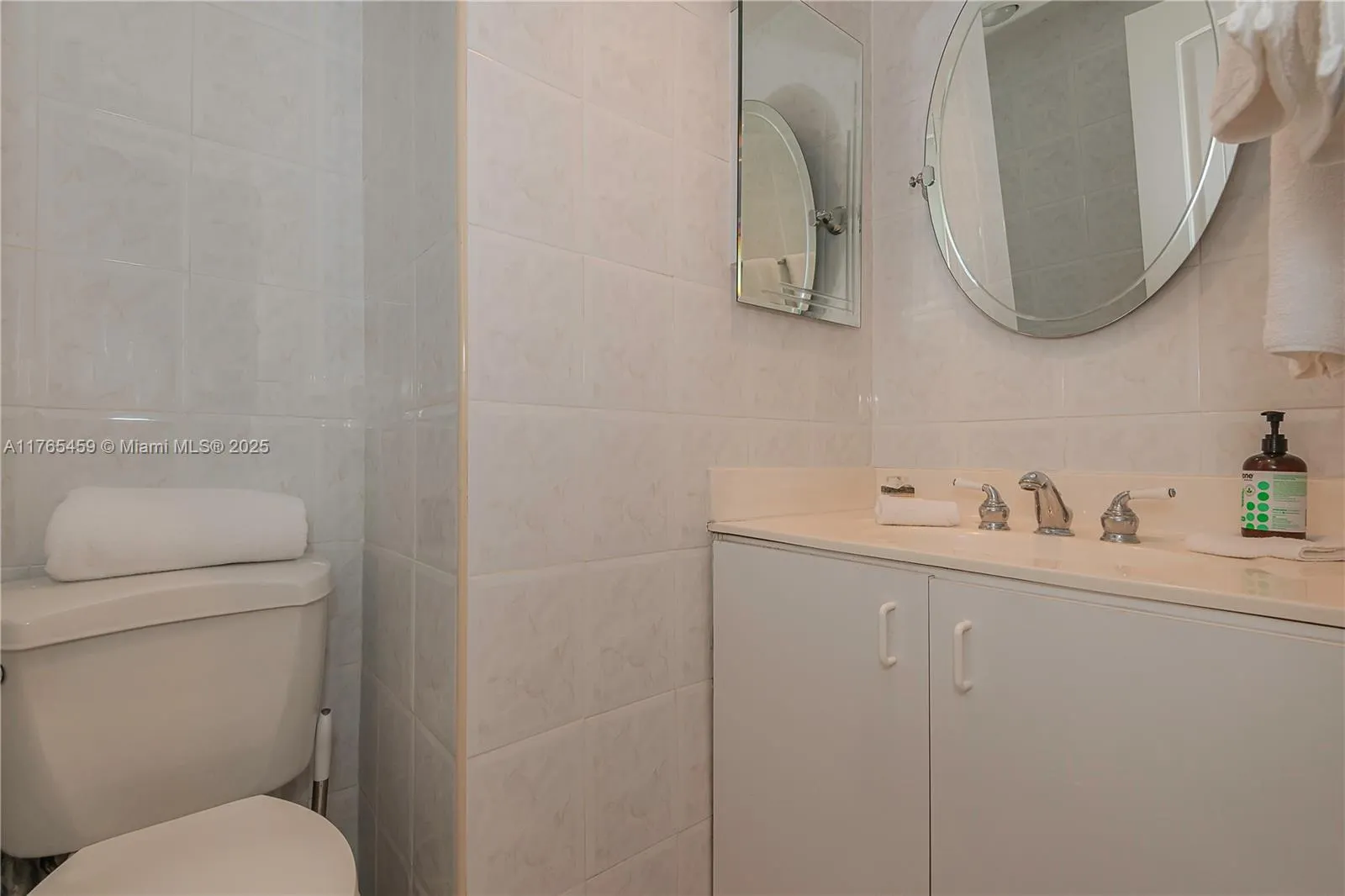 10185 Collins Ave, #212