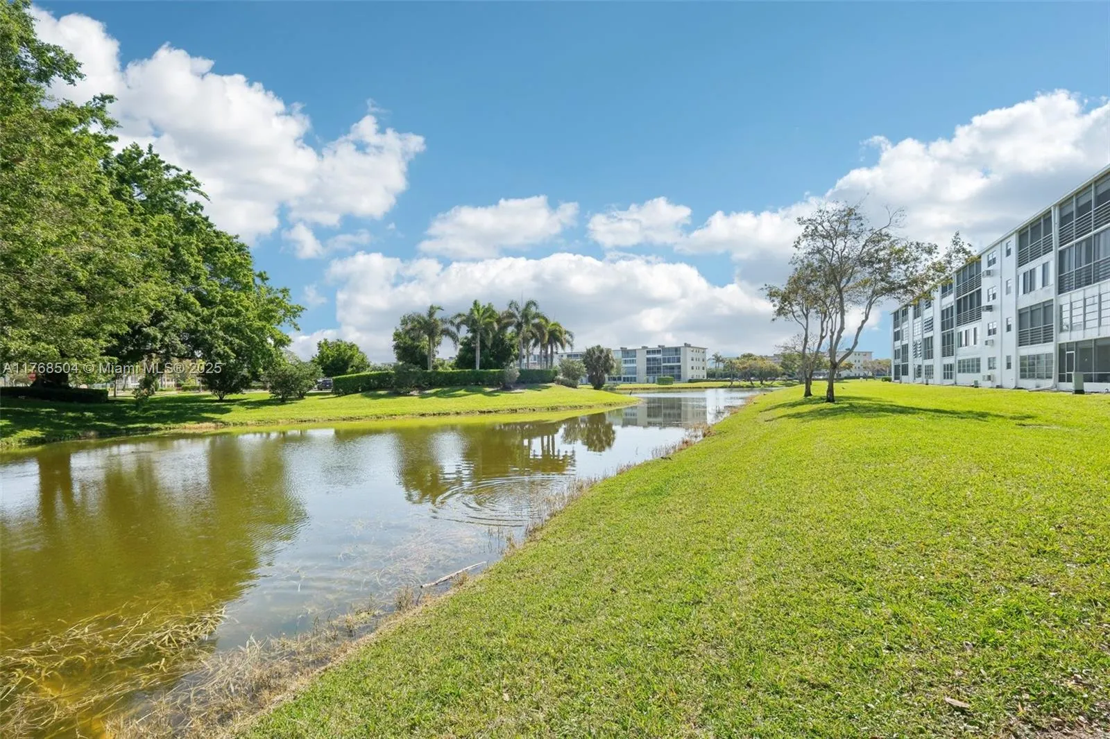 4054 Rexford C, #4054