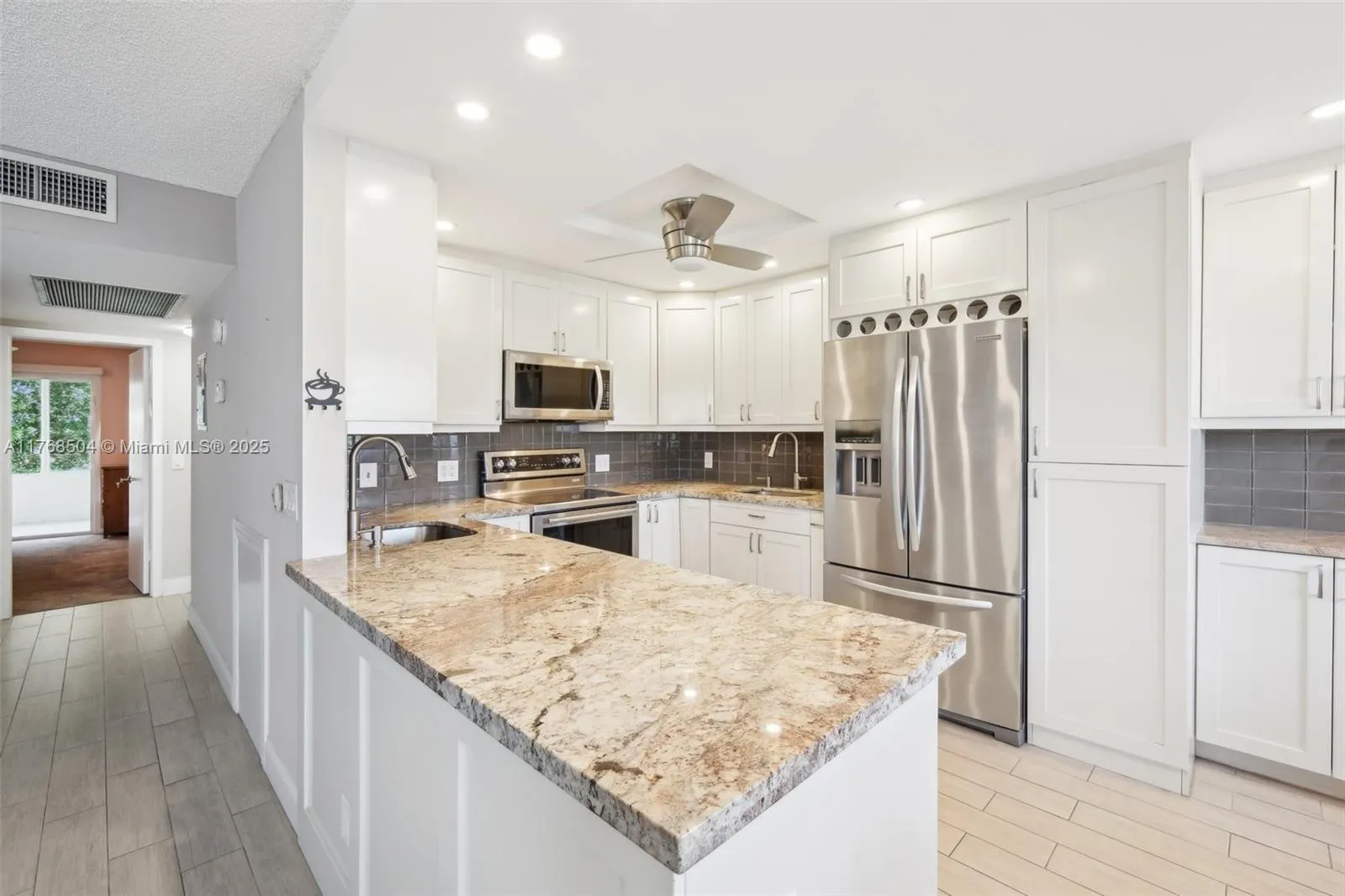 4054 Rexford C, #4054