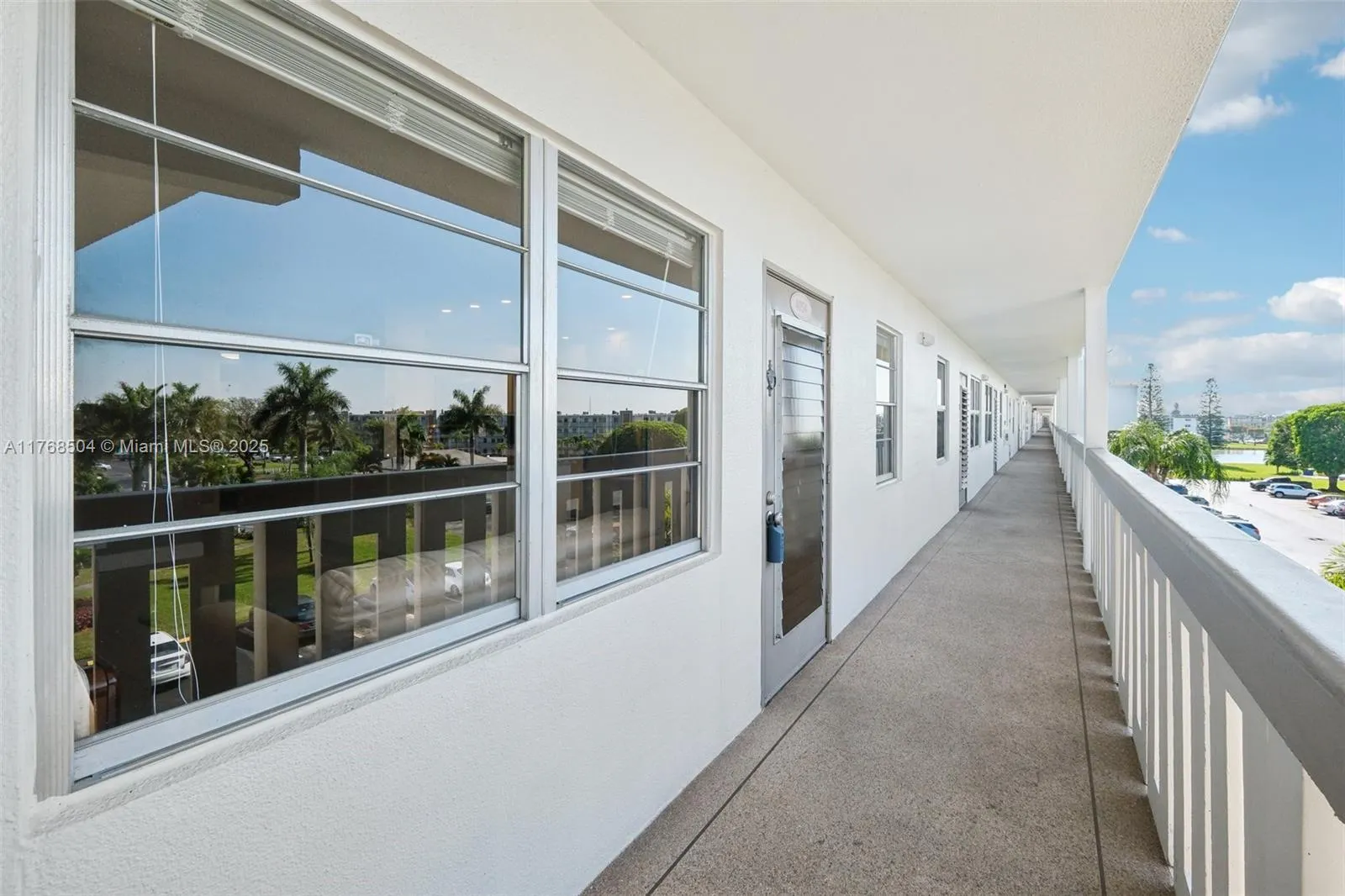 4054 Rexford C, #4054