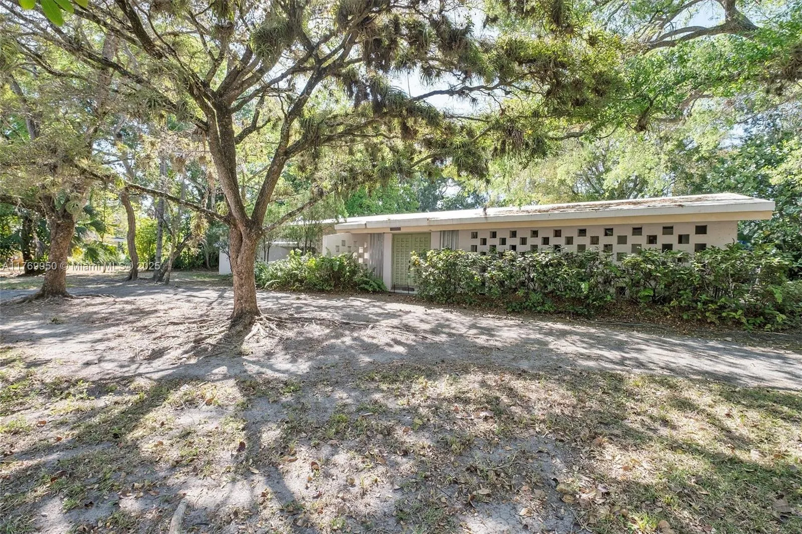 11600 SW 69th Ct