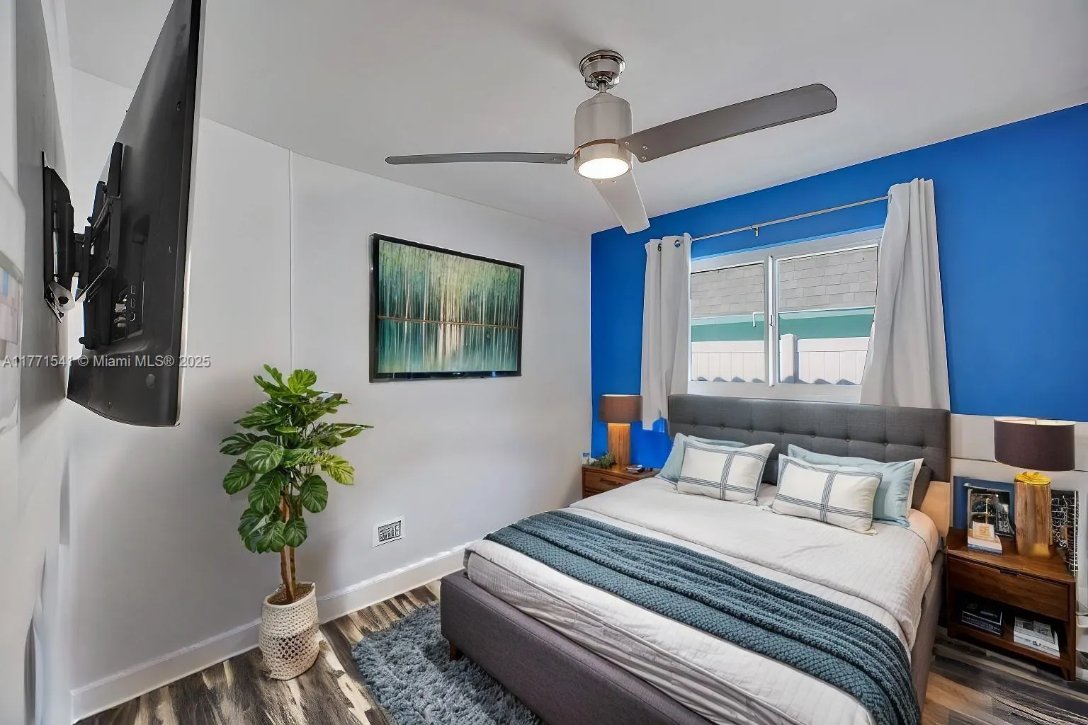 1441 NW 10