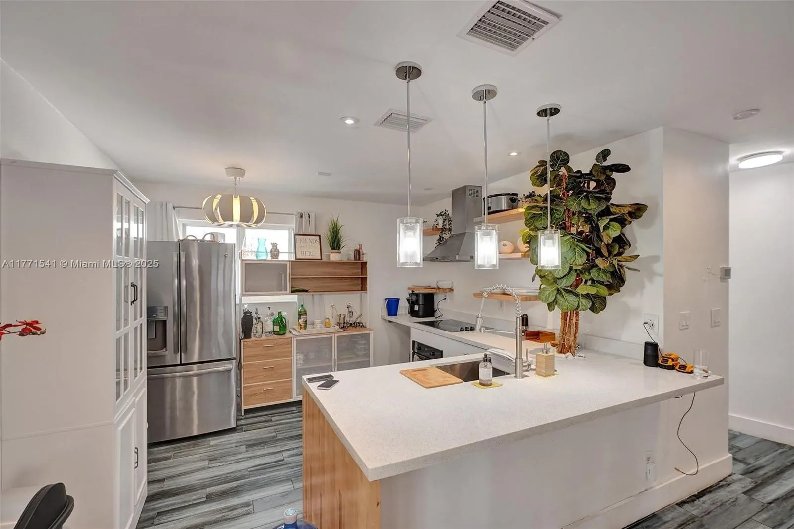 1441 NW 10