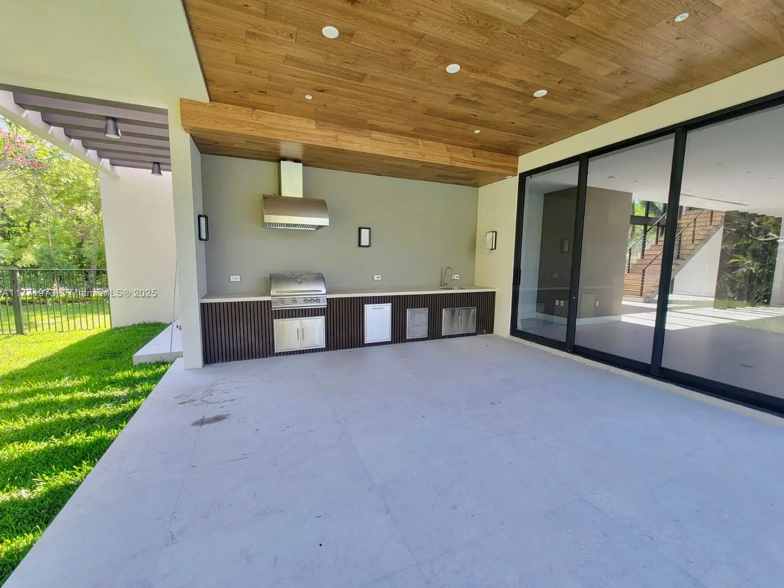 6250 SW 78th St