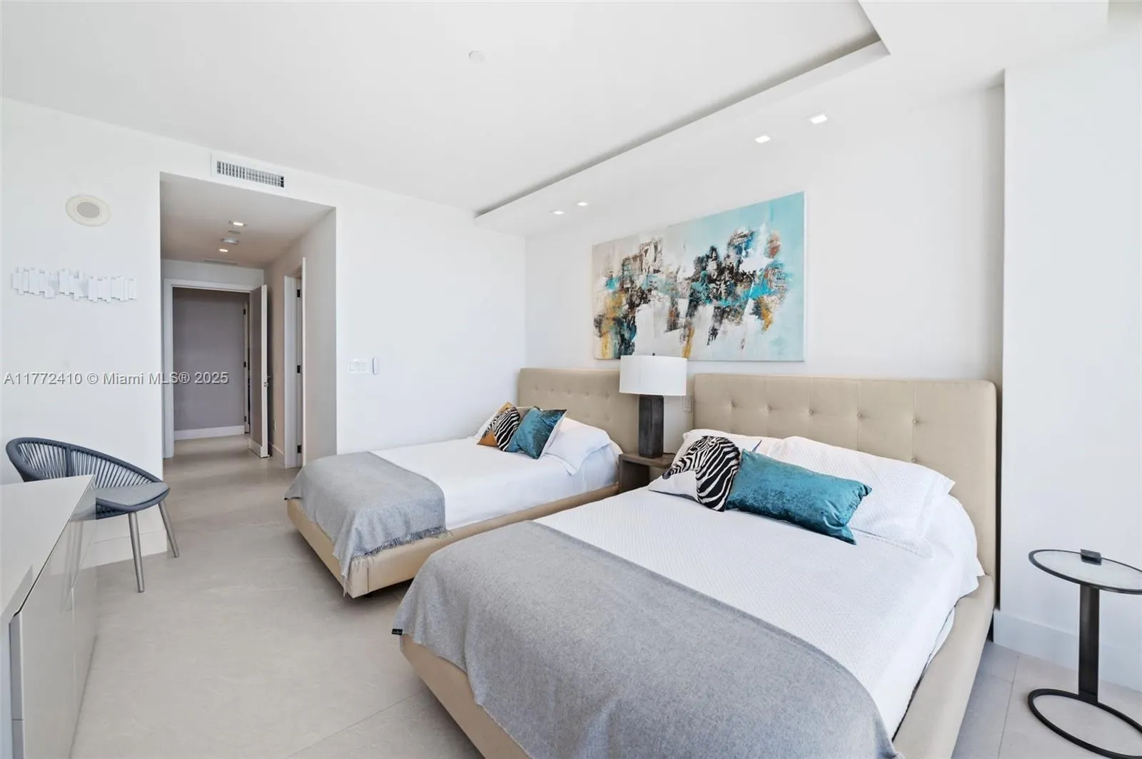 9601 Collins Ave, #1506